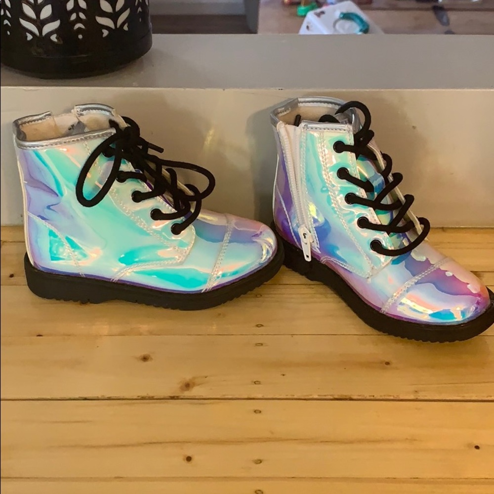 Little girls size 9 boots